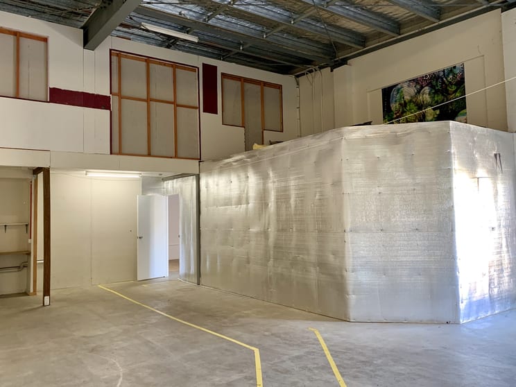 Click to view all images 1a/21 Carlo Drive Cannonvale QLD 4802 - Image 2