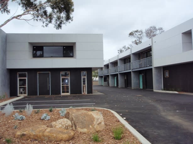 Click to view all images 1/7 Clark Street Dunsborough WA 6281 - Image 2