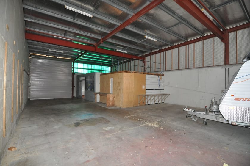 Click to view all images 7/60 Keane Street Currajong QLD 4812 - Image 1
