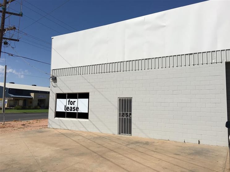 Click to view all images 1 Ninth Street Mildura VIC 3500 - Image 2