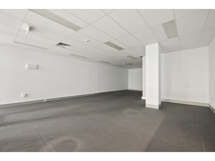 Click to view all images First Floor, 3/315 Main Street Mornington VIC 3931 - Image 2