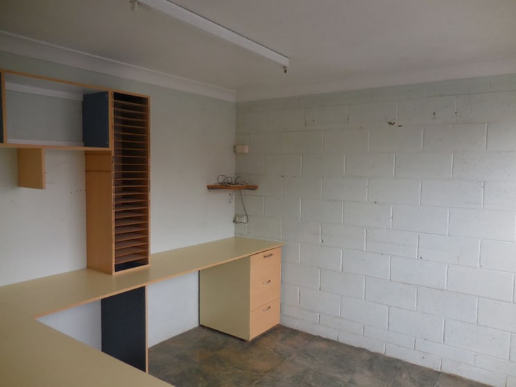 Click to view all images Morayfield QLD 4506 - Image 2