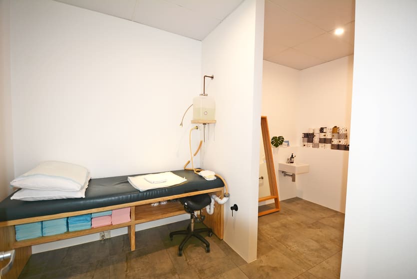 Click to view all images Bungan Street Mona Vale NSW 2103 - Image 3