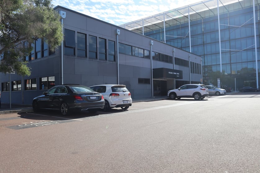 Click to view all images 41B/10 Nash Street Perth WA 6000 - Image 2