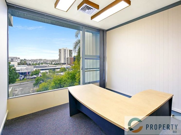 Click to view all images 3 Dunlop Street Bowen Hills QLD 4006 - Image 3
