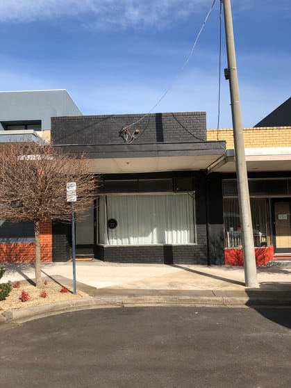 Click to view all images 14 Lawson Street Oakleigh East VIC 3166 - Image 2