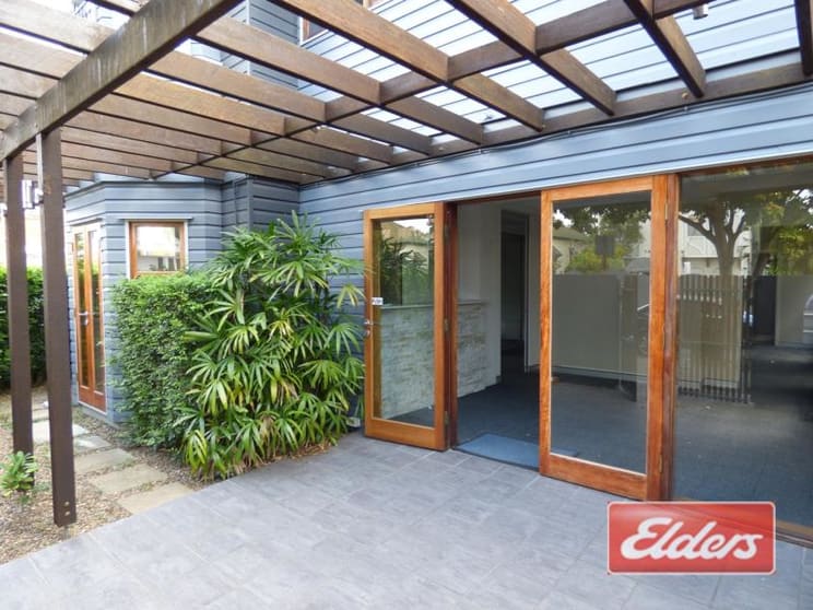 Click to view all images 76 Merthyr Road New Farm QLD 4005 - Image 2