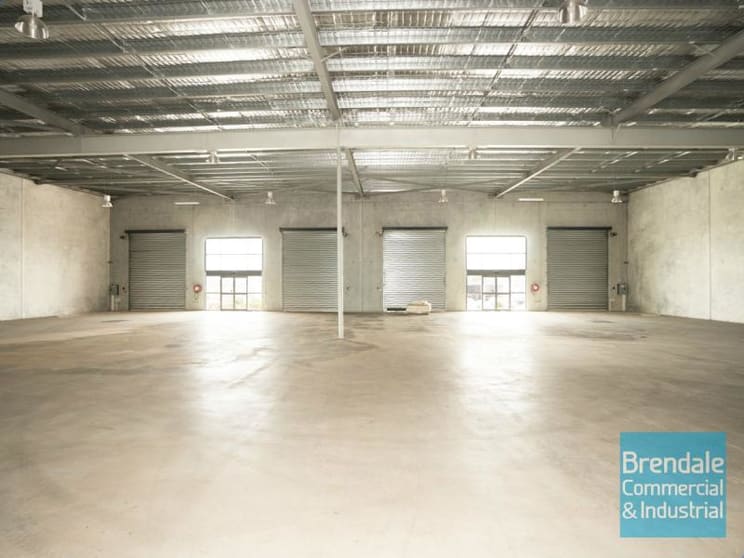 Click to view all images Lawnton QLD 4501 - Image 2