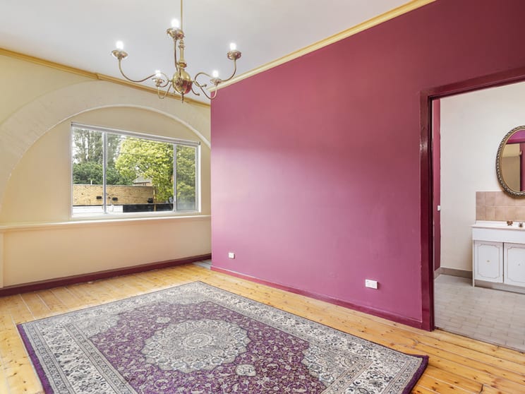 Click to view all images 370 Bay Street Brighton VIC 3186 - Image 3