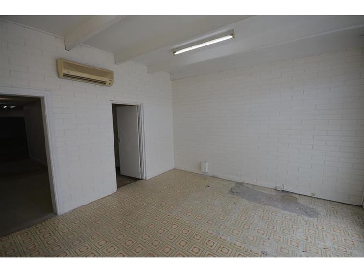 Click to view all images 200B Grange Road Flinders Park SA 5025 - Image 2