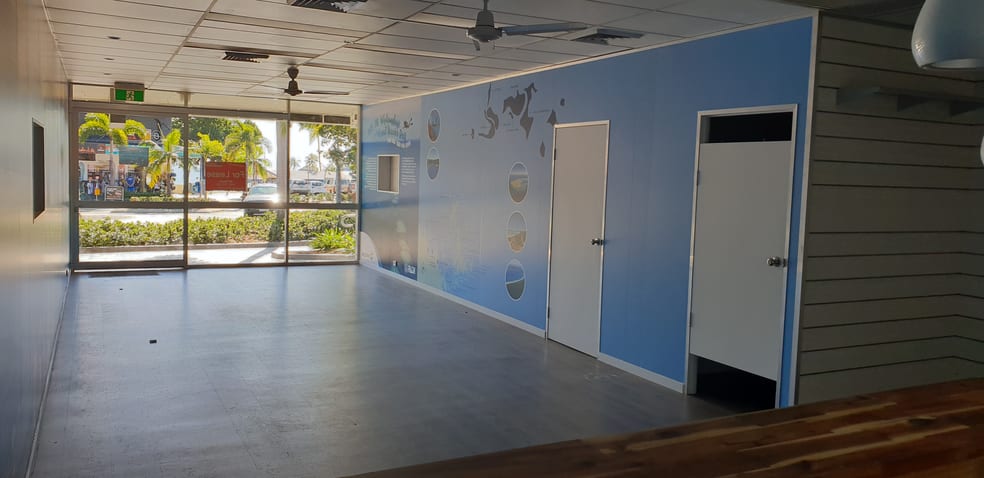Click to view all images B/384 Shute Harbour Road Airlie Beach QLD 4802 - Image 3
