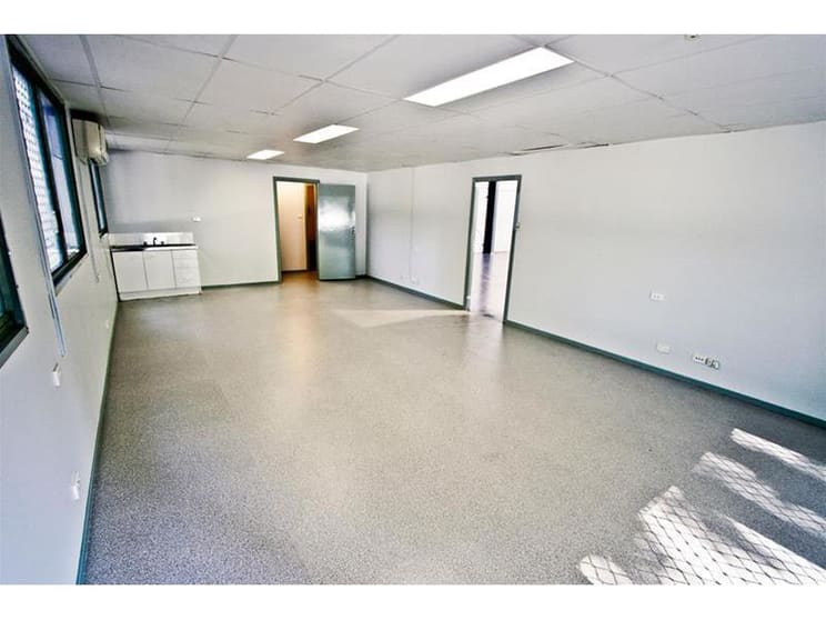 Click to view all images Unit 1/52 Industrial Drive Mayfield NSW 2304 - Image 3