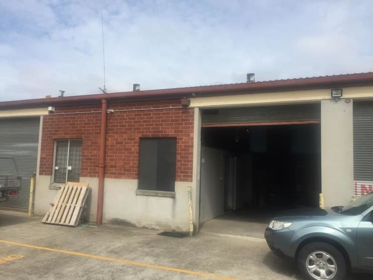 Click to view all images 254 Milperra Road Milperra NSW 2214 - Image 2