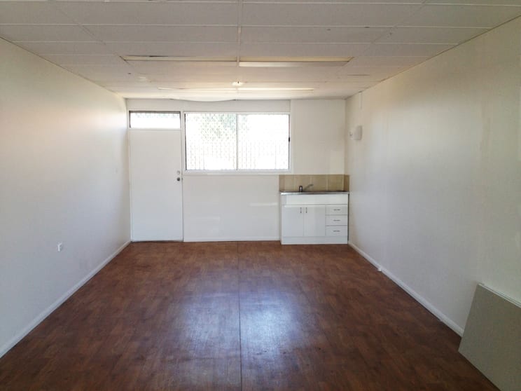 Click to view all images T4, 255B Herries Street Newtown QLD 4350 - Image 2