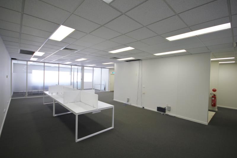Click to view all images 328-330 Burwood Road Hawthorn VIC 3122 - Image 3