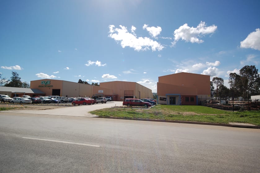 Click to view all images 34B Moloney Drive Wodonga VIC 3690 - Image 2