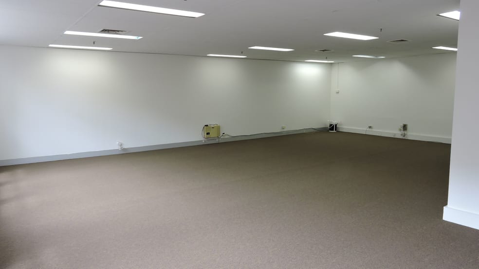 Click to view all images SUITE 24/301 CASTLEREAGH ST Sydney NSW 2000 - Image 3