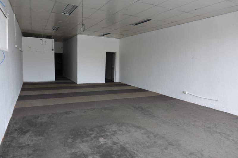 Click to view all images 483 Warrigal Road Ashwood VIC 3147 - Image 3