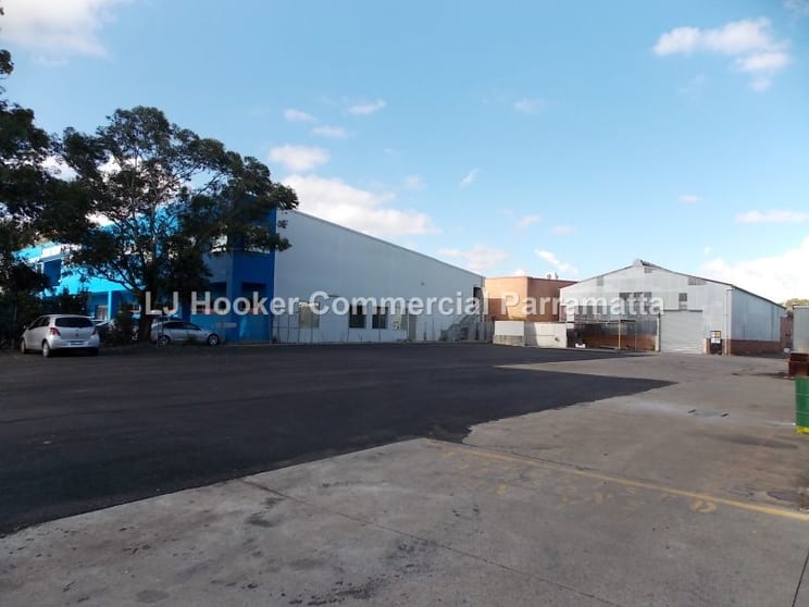 Click to view all images 89 Fennell Street Parramatta NSW 2150 - Image 3