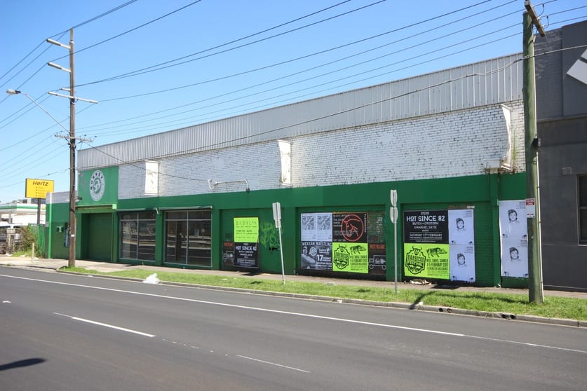 Click to view all images 124 Whitehall Street Footscray VIC 3011 - Image 1
