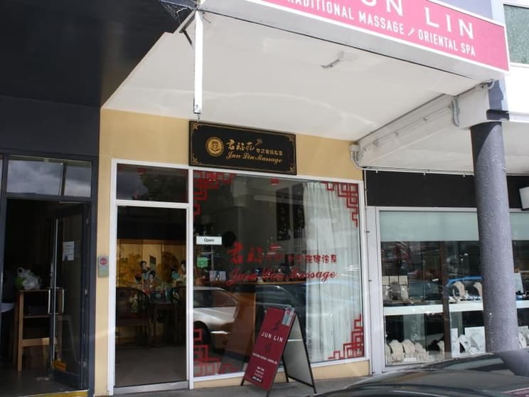 Click to view all images 23 Magnet Court Sandy Bay TAS 7005 - Image 2
