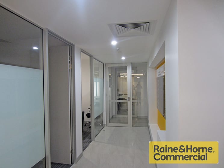 Shop 5/Level 1/153 Racecourse Road Ascot QLD 4007 - Image 3