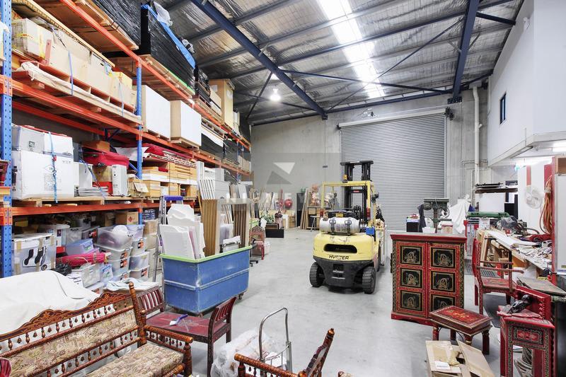 Click to view all images 45 Powers Road Seven Hills NSW 2147 - Image 2
