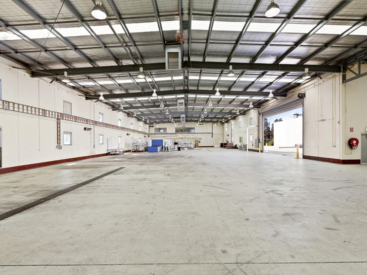 Click to view all images 112-118 North View Drive Sunshine West VIC 3020 - Image 2