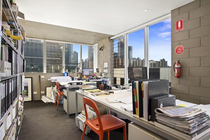 Click to view all images 1/2 Yarra Street South Melbourne VIC 3205 - Image 2