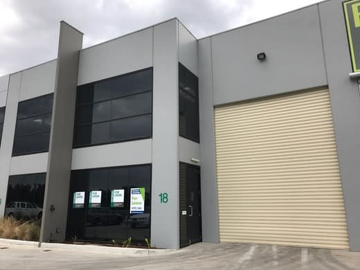 Click to view all images 18/32 Silkwood Rise Carrum Downs VIC 3201 - Image 2