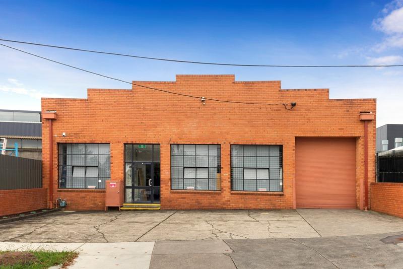 Click to view all images 9 Silver Grove Nunawading VIC 3131 - Image 1