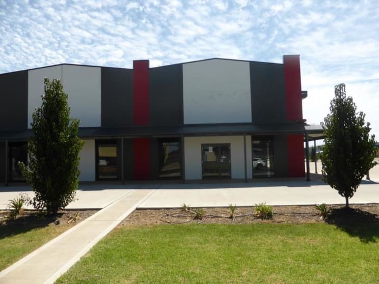 Click to view all images 2/72 River Street Dubbo NSW 2830 - Image 1