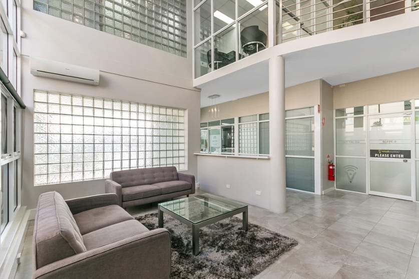 Click to view all images 16 Kearns Crescent Ardross WA 6153 - Image 3