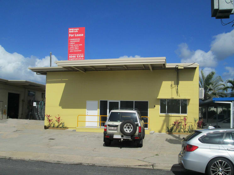 Click to view all images 81 Fearnley Street Portsmith QLD 4870 - Image 1
