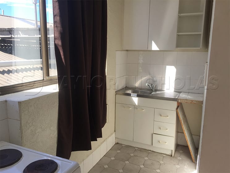 Click to view all images Unit 2/220 Princes Highway Kogarah Bay NSW 2217 - Image 3