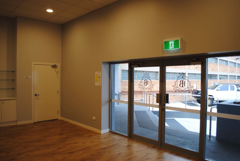 Click to view all images 373 Ruthven Street Toowoomba City QLD 4350 - Image 2