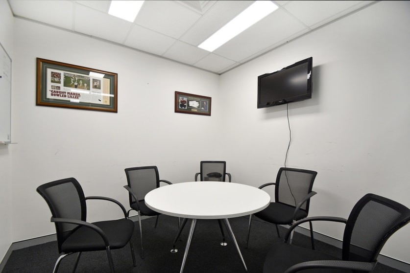 Click to view all images 75 McDonald Crescent Bassendean WA 6054 - Image 3