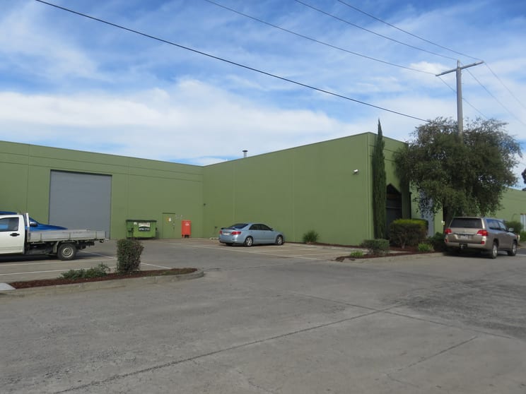 Click to view all images 4/97-101 Bayfield Road Bayswater VIC 3153 - Image 1