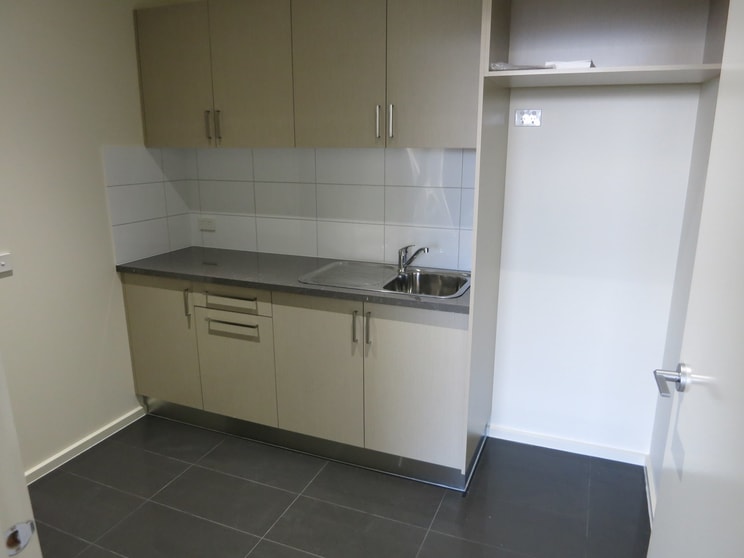 4/10 Gateway Drive Carrum Downs VIC 3201 - Image 3