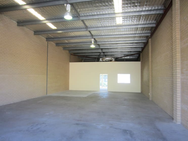 Click to view all images 2/126-130 Bannister Road Canning Vale WA 6155 - Image 3