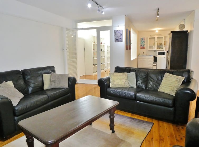 Click to view all images Unit 2, 220A Norton Street Leichhardt NSW 2040 - Image 1