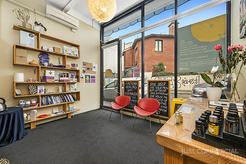 Click to view all images 5/17 Irwell Street St Kilda VIC 3182 - Image 2