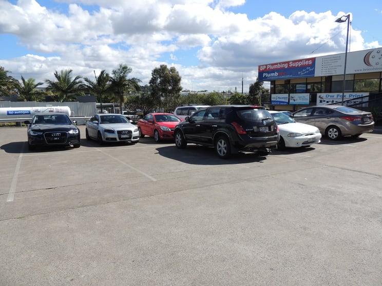 Click to view all images 10/29 Logan River Road Beenleigh QLD 4207 - Image 2