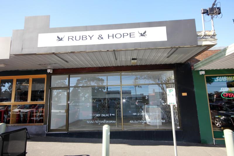 Click to view all images 130 Canterbury Road Heathmont VIC 3135 - Image 1