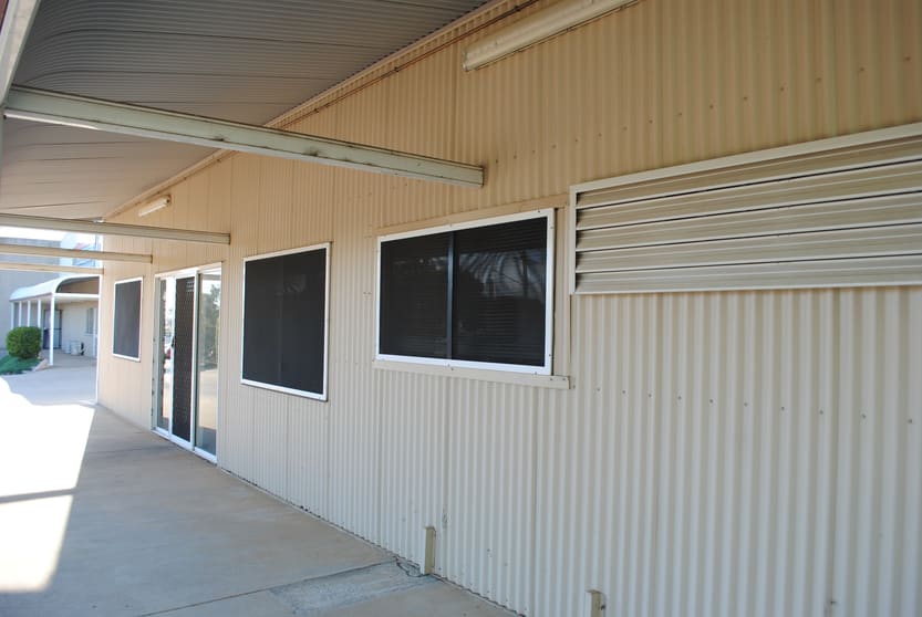 Click to view all images T1 & T2, 13-15 Carroll Street Wilsonton QLD 4350 - Image 2