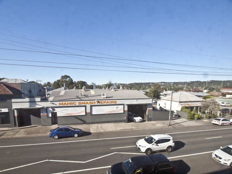 Click to view all images Level 1/62 -74 Brunker Road Broadmeadow NSW 2292 - Image 3