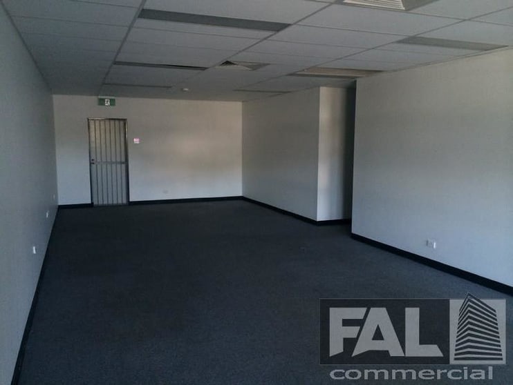 Click to view all images Unit 4/5 Smiths Road Goodna QLD 4300 - Image 2