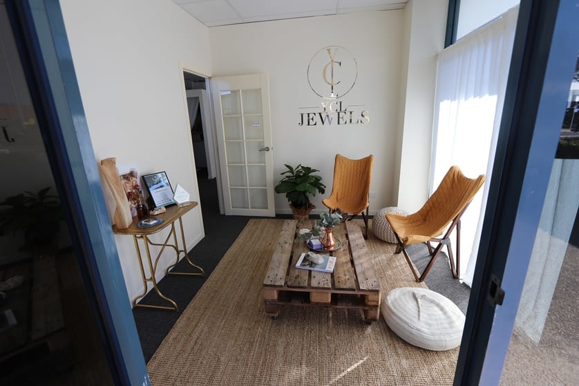 Click to view all images Unit 10/2 Executive Dr Burleigh Waters QLD 4220 - Image 3