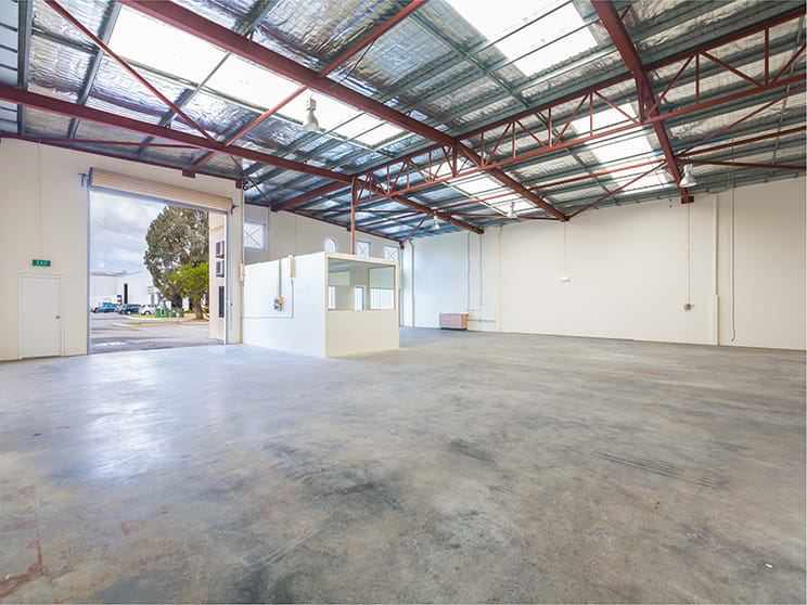Click to view all images 2/15 Brennan Way Belmont WA 6104 - Image 3