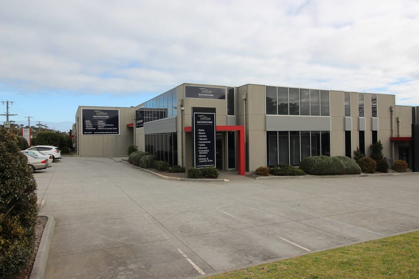 Click to view all images 2&4/19 Bruce Street Mornington VIC 3931 - Image 1